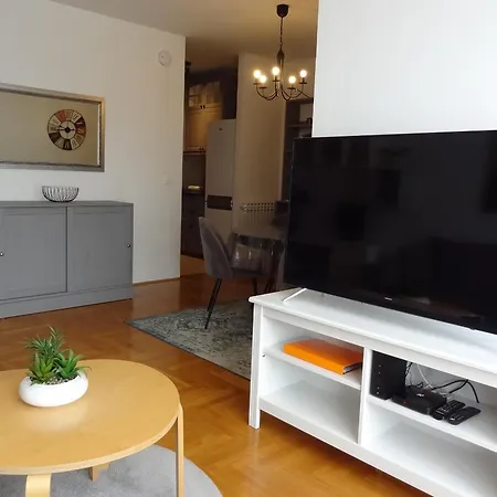 Well-Equipped Apartment With Free Parking Zagreb Exterior photo