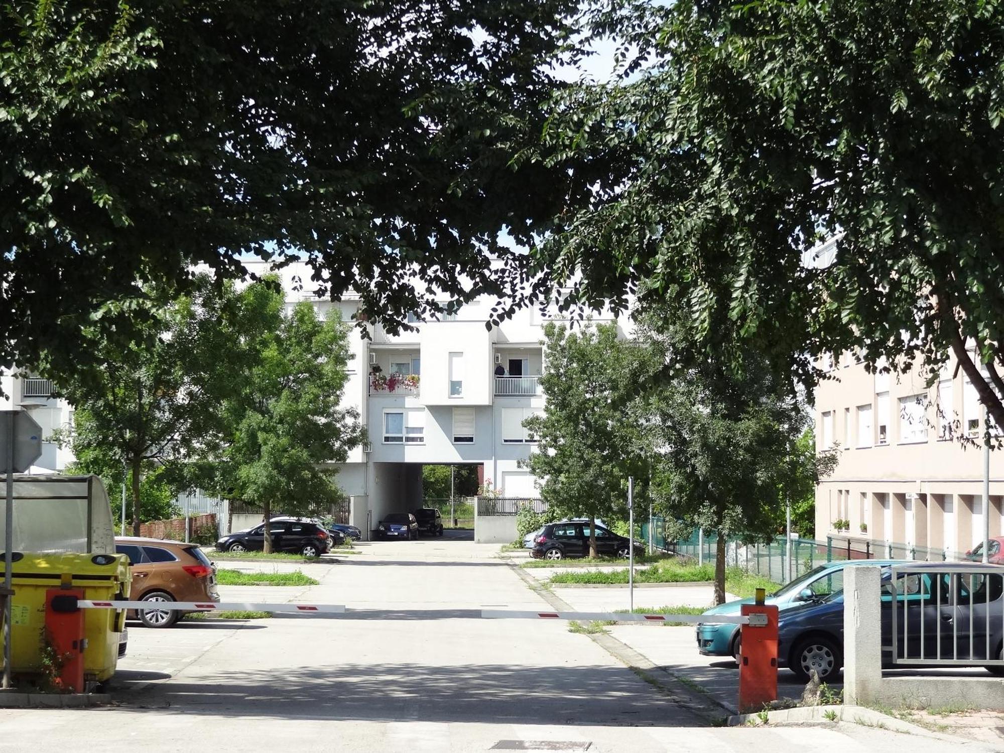 Well-equipped With Free Parking Zágráb